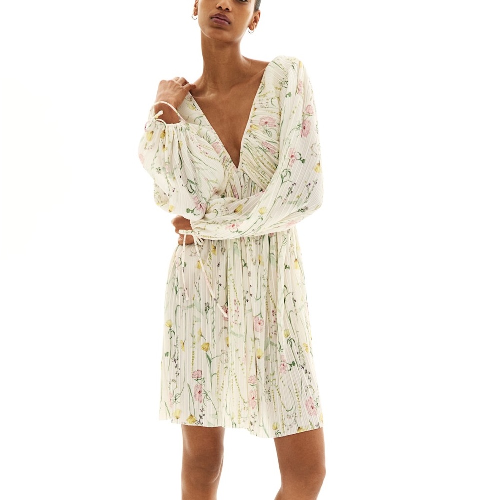 H&M - Floral Plisse Dress - Size M